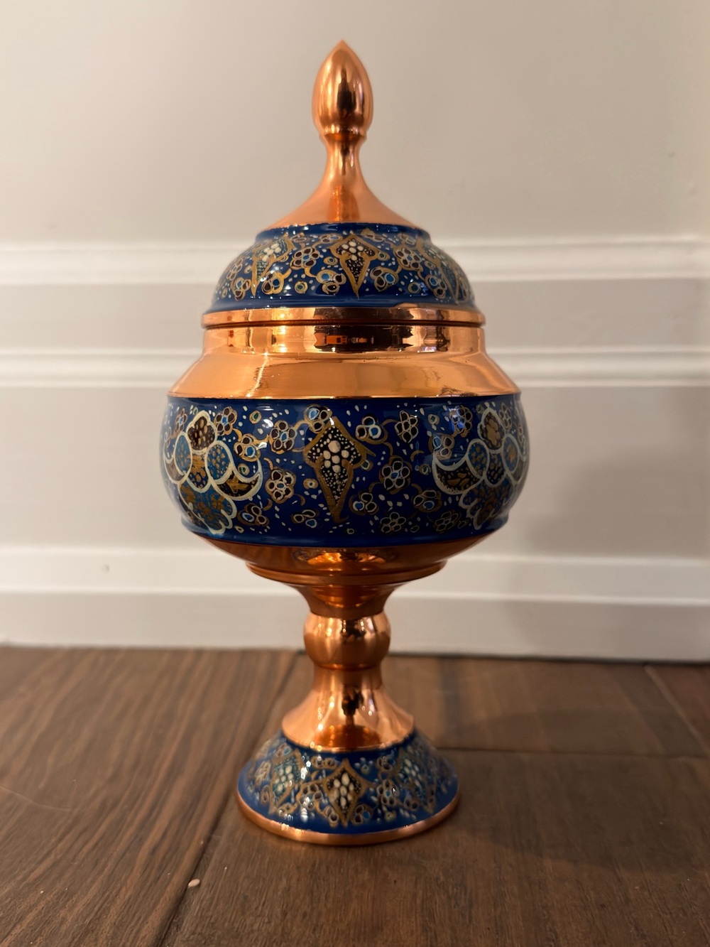 ✨ Elegant Handcrafted Decorative Jar ✨